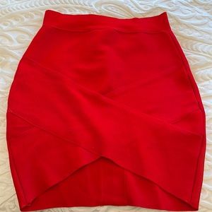 “Bandage” skirt form fitting